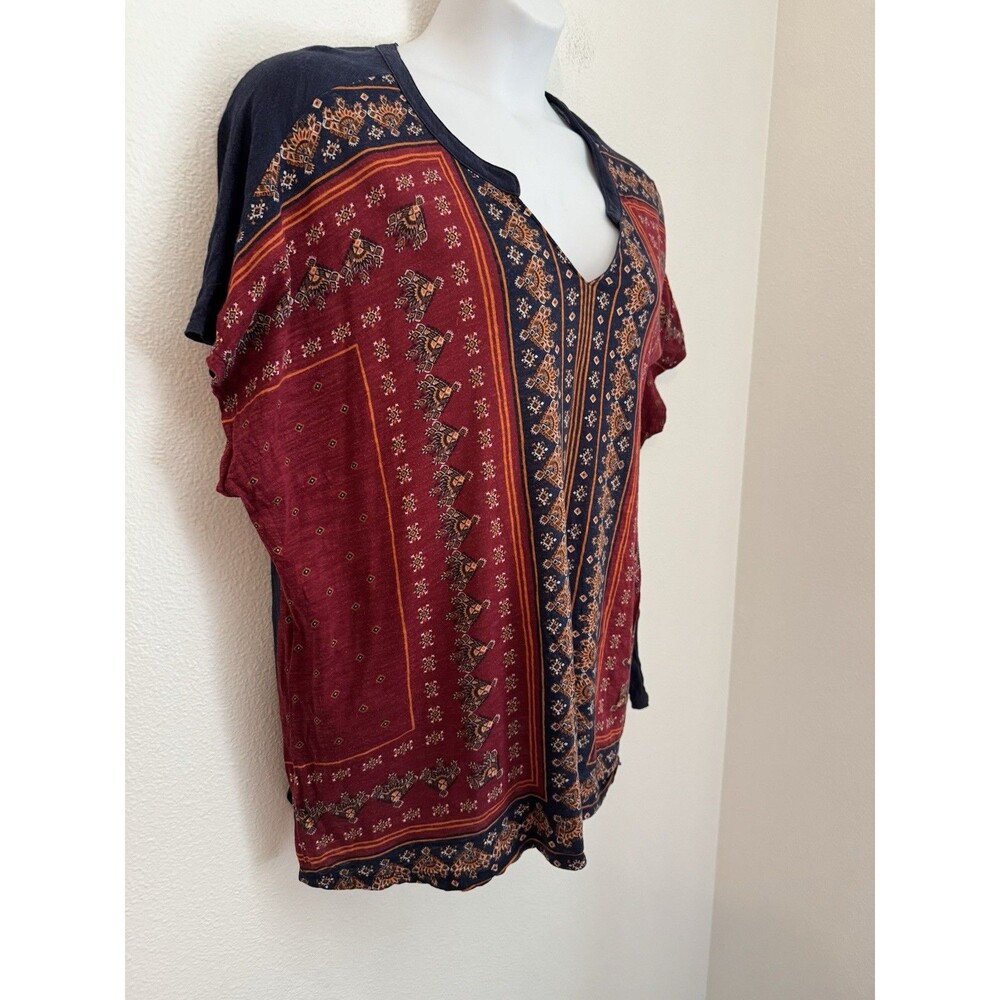 Lucky Brand Boho Top Tee 3X Blue Red Print Cap Short Sleeve V-Neck Knit - Picture 2 of 6